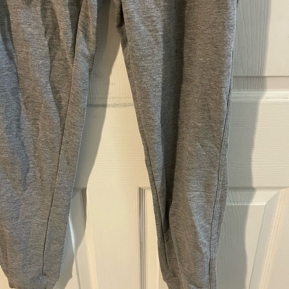 Weatherproof Men's Charcoal Jogger Pants - Picture 4 of 8